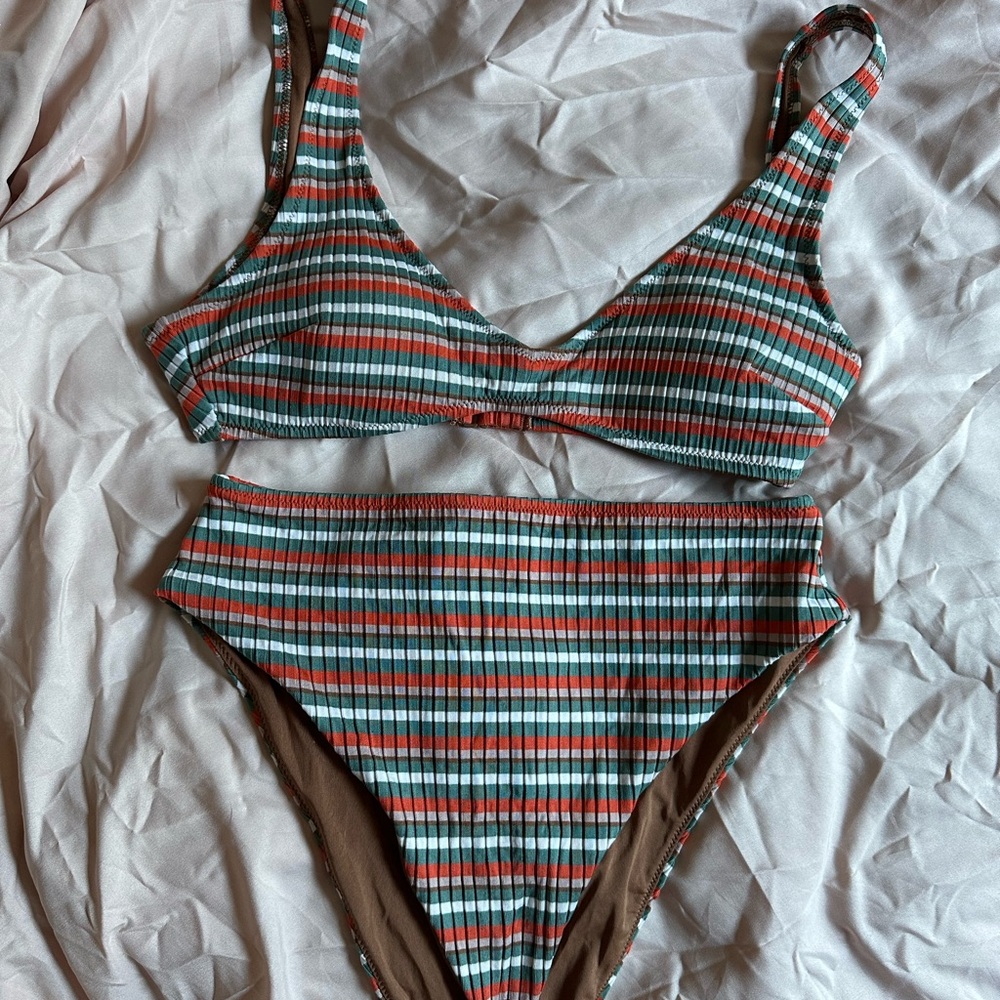 Aerie 70’s High Cut Cheeky Scoop Striped Bikini Set